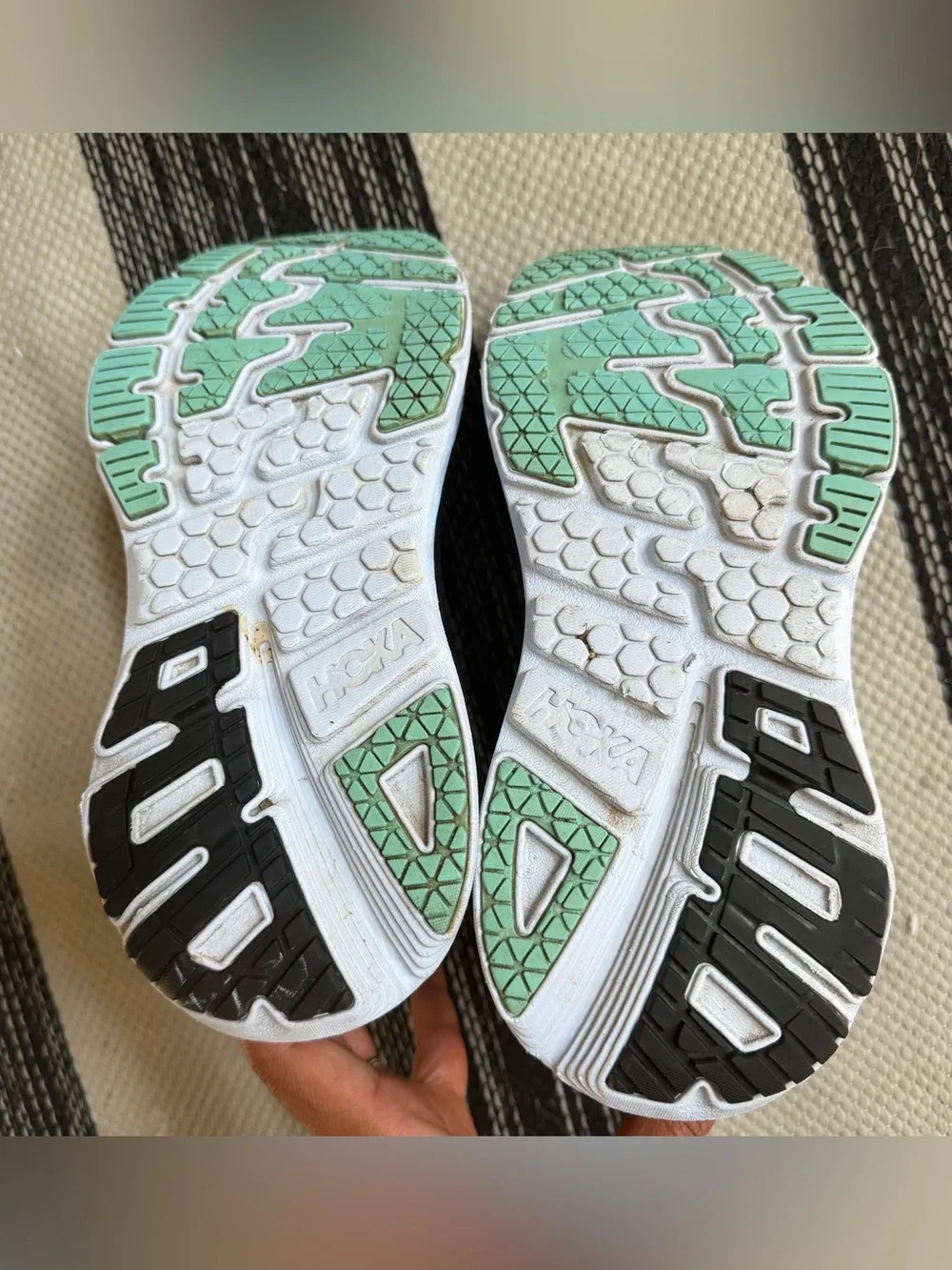 Hoka Bondi 5 Lightweight Women's Neutral Running Shoes in Navy & Aqua Sz. 7.5